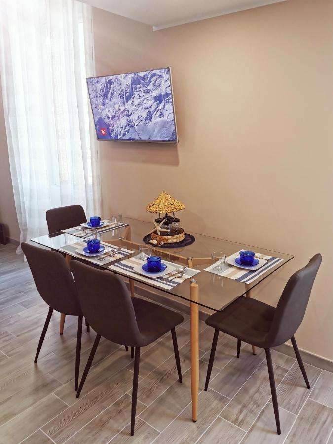 Tuffonelblu Apartment เวนติมิญา ภายนอก รูปภาพ
