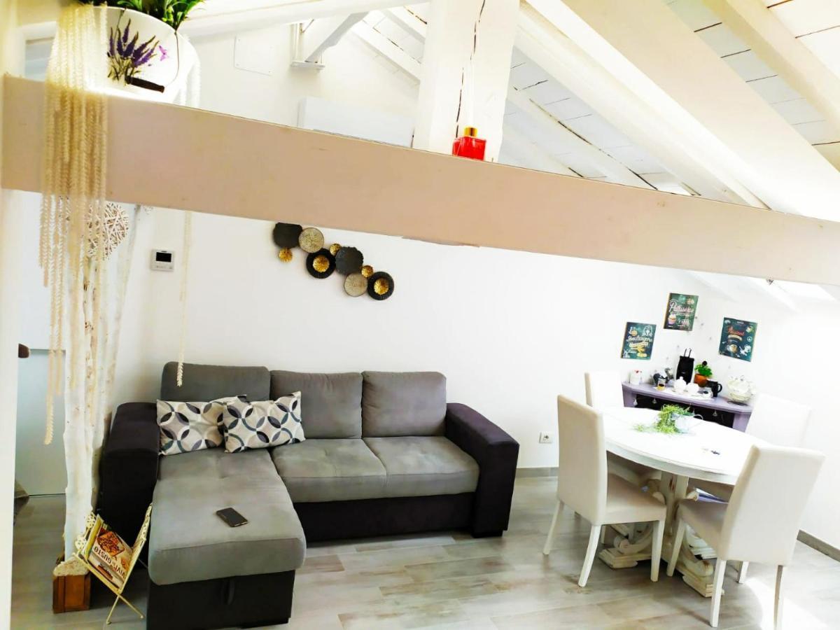 Tuffonelblu Apartment เวนติมิญา ภายนอก รูปภาพ